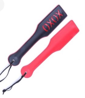 padela-rigida-xoxo-rosu-negru-fetish-love
